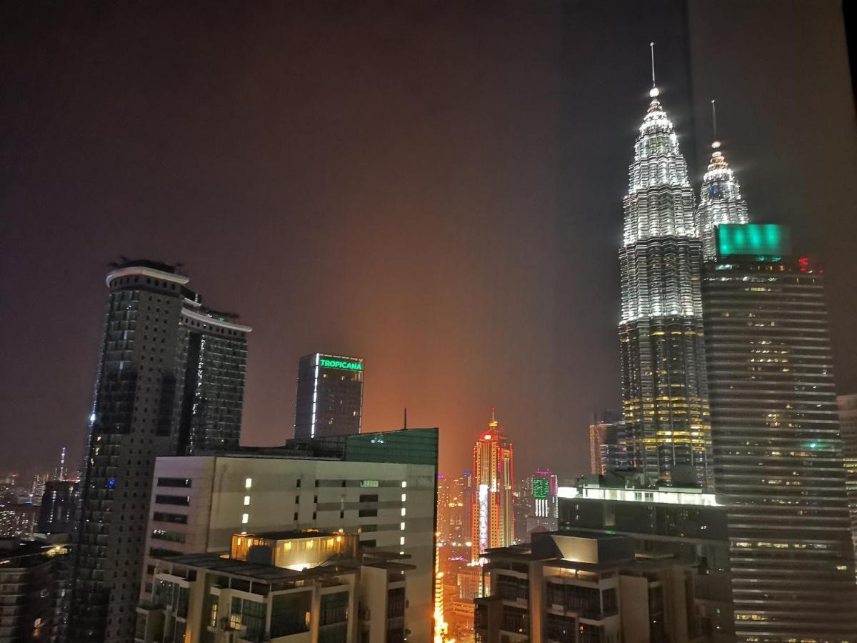 Soho Suites Klcc By Guesthouse Kuala Lumpur Exterior foto